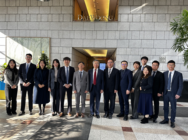 2023年12月19日至21日，刘敬桢一行在与大熊制药总司理朴聖秀、全球事业部部长金度荣、中国是业组组长文智英等谈判.jpg