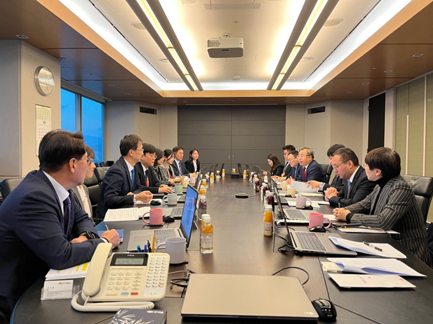 2023年12月19日至21日，刘敬桢一行与韩美药品社长林珠贤、CEO朴宰贤等举行座谈交流.jpg