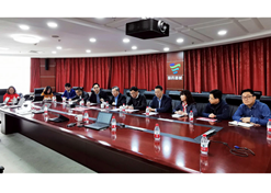 2020年1月23日，10BET十博体育集团新冠肺炎疫情应急供应总指挥部总指挥刘敬桢通宵在中国医疗器械有限公司召开中央医药储备物资应急供应会